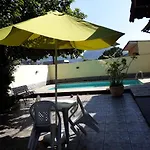 Hostel Colonial Guest House